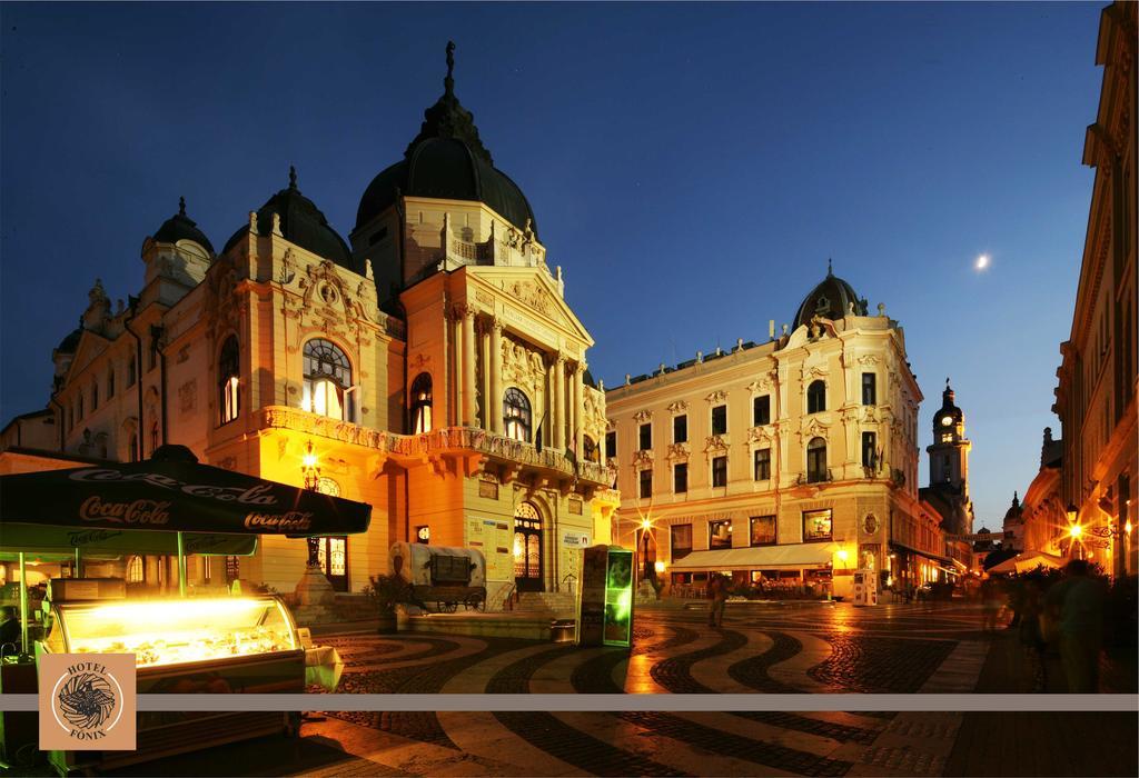 Hotel Fönix Pécs Buitenkant foto